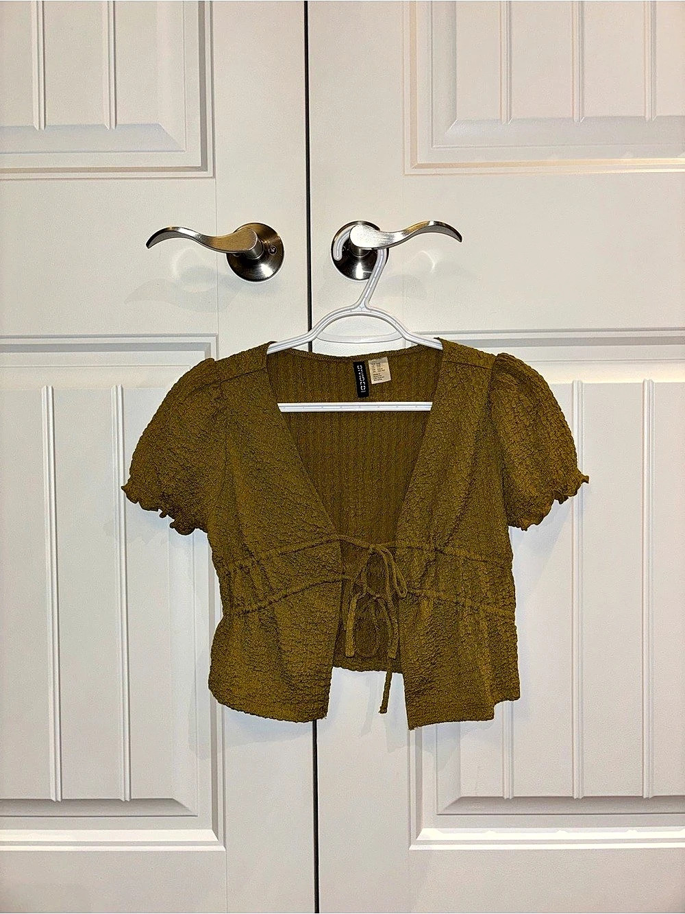 H&M Olive Green Crop Top Size XS Like New
